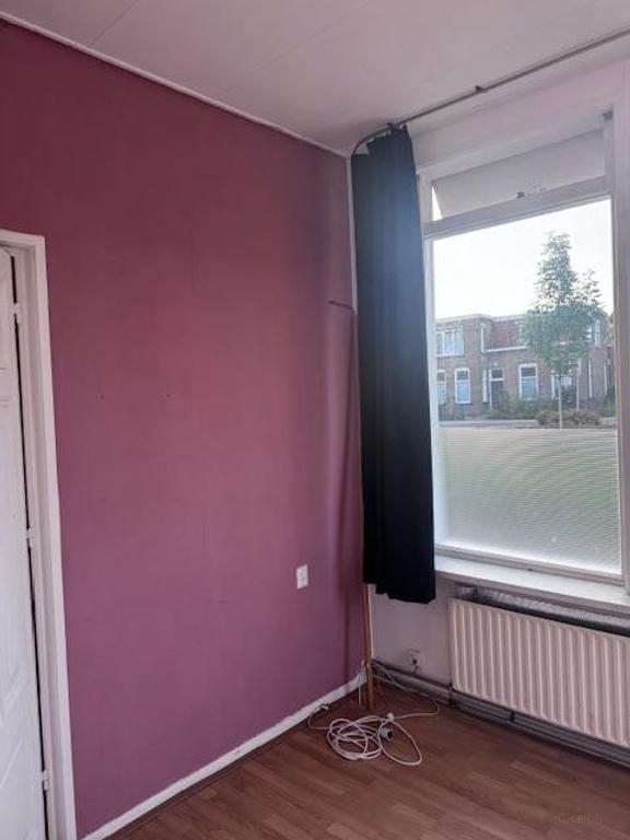 Kamer met eigen wasbak in hartje Hoogeveen - Afbeelding 3