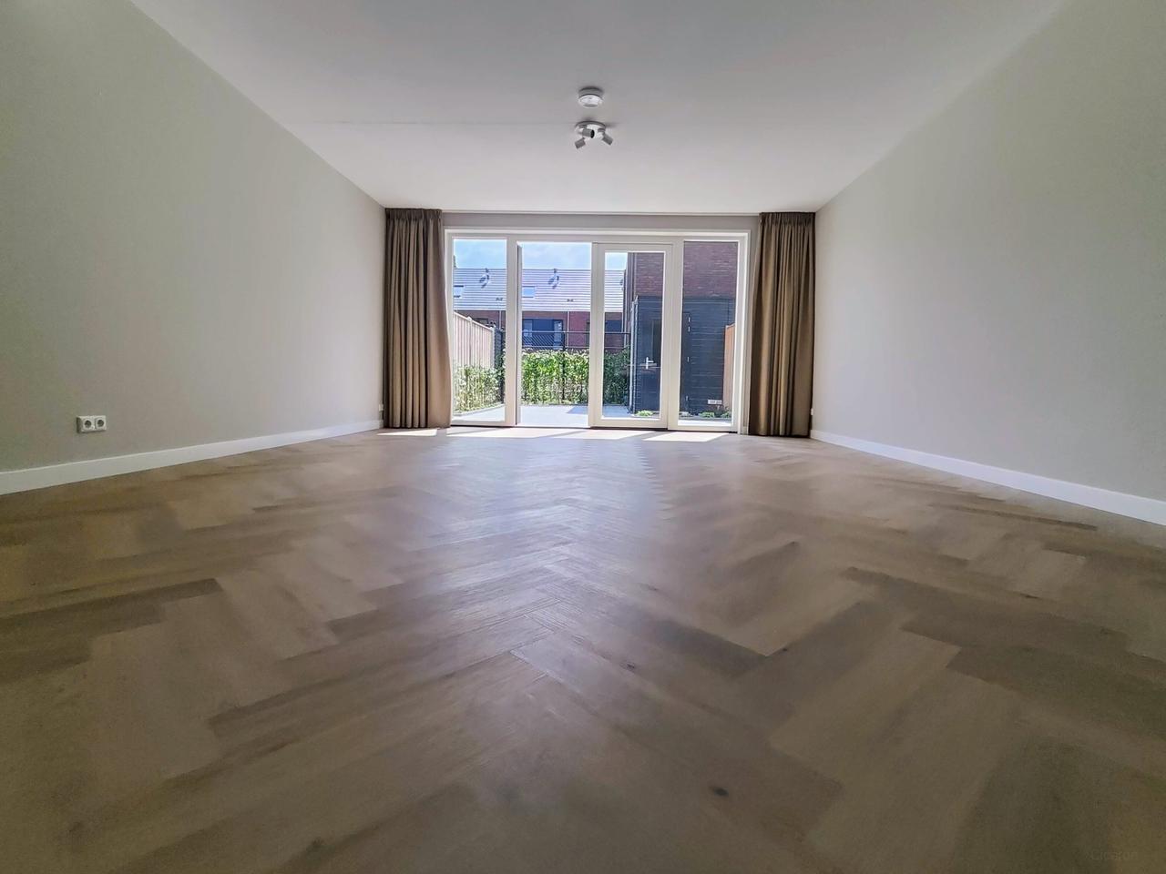 New 4-Bedroom Home in Geenhoven - Image 3
