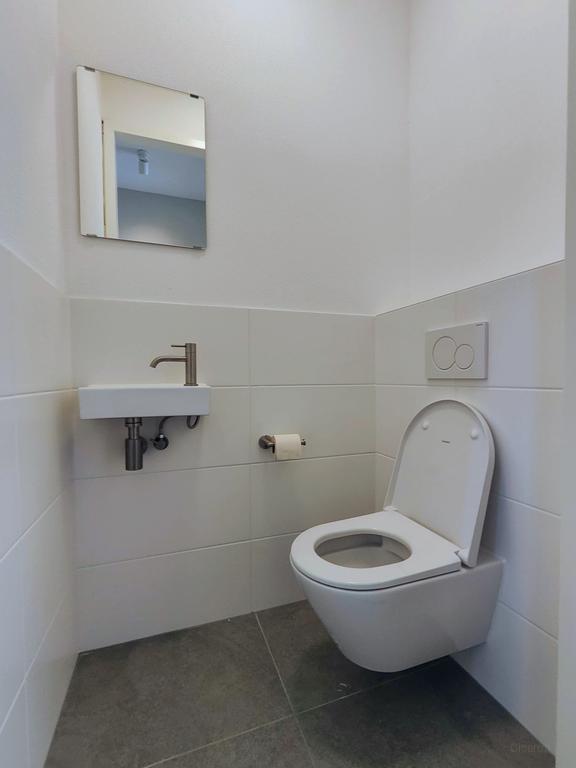 New 4-Bedroom Home in Geenhoven - Image 16