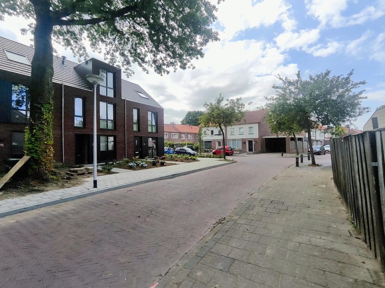 New 4-Bedroom Home in Geenhoven - Image 20