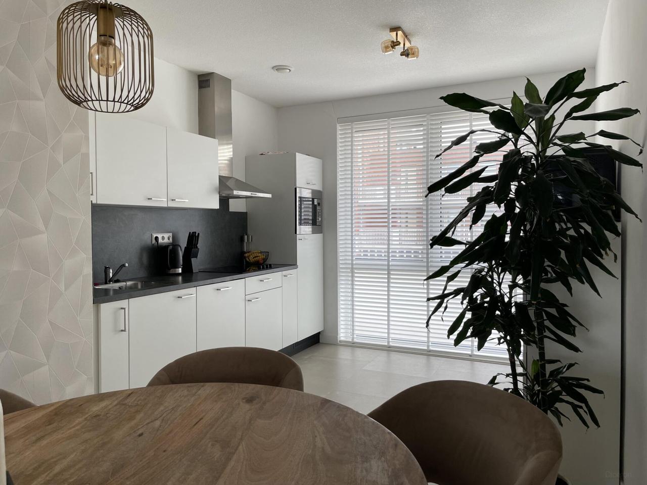 Licht 3-kamer appartement met balkon - Afbeelding 6