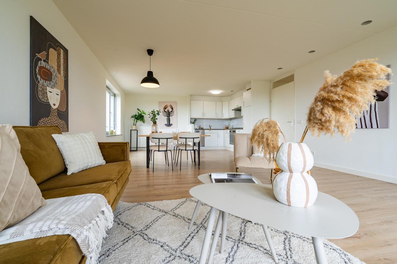 3-Bedroom Apartment in Stadshagen - Image 1