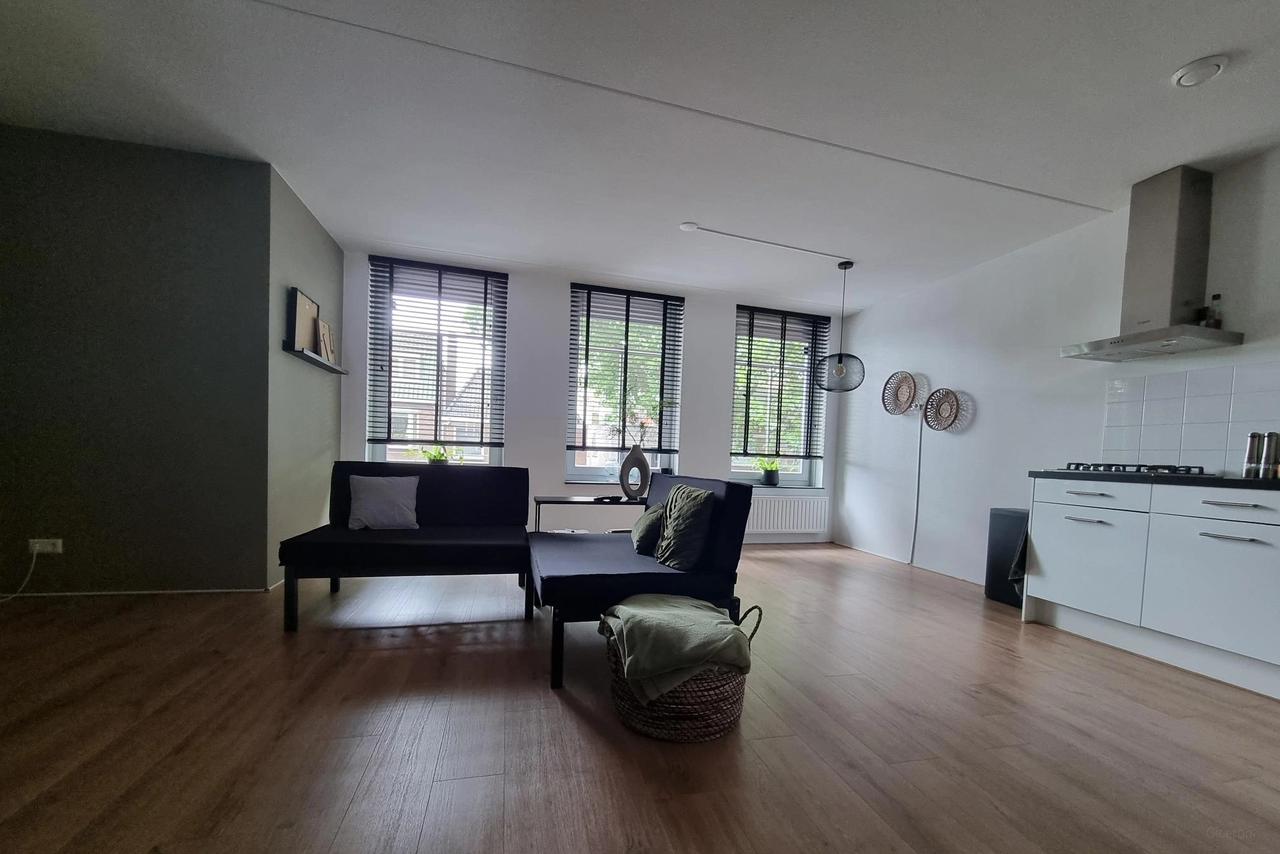 3-kamerappartement met balkon in Binnenstad - Afbeelding 3