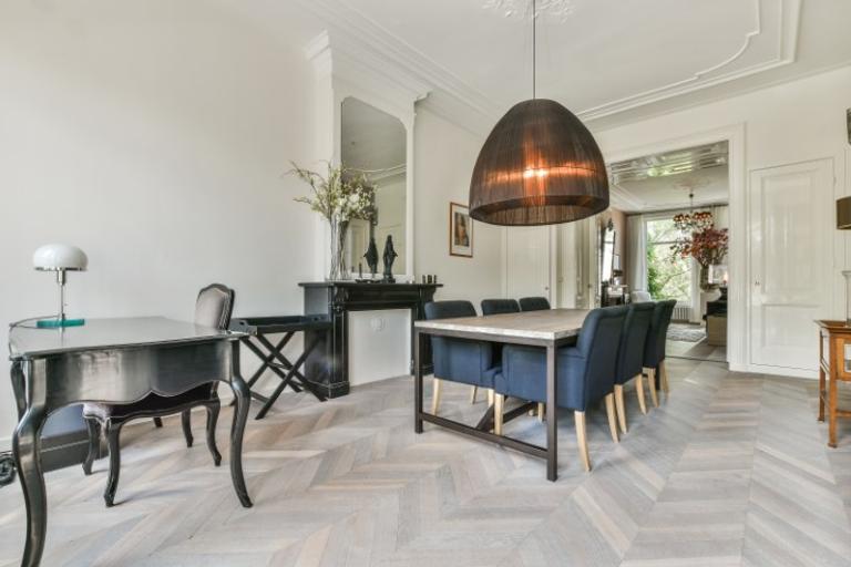 Licht 2-kamerappartement aan het Vondelpark - Afbeelding 12