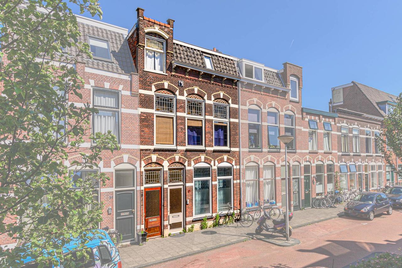 1-Bedroom Studio in De Kooi, Leiden - Image 1