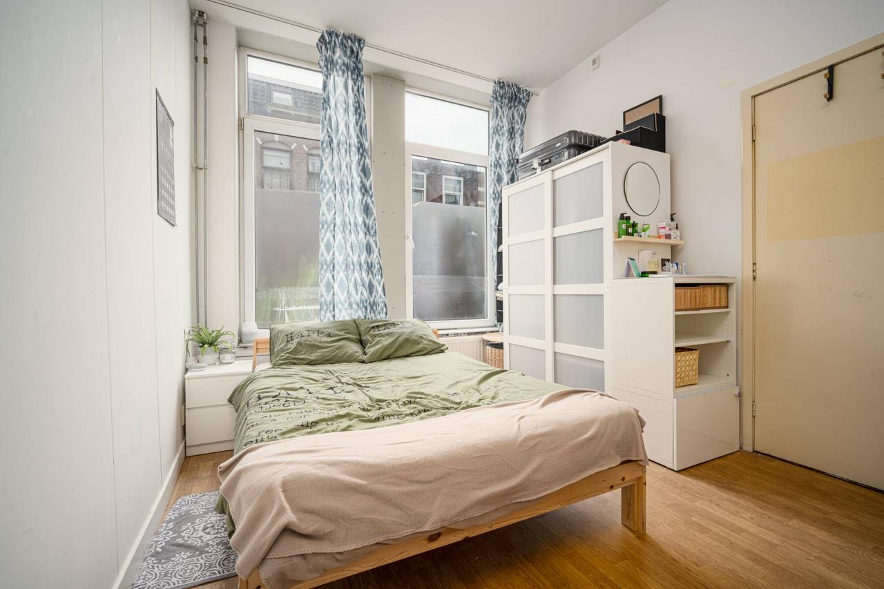 1-Bedroom Studio in De Kooi, Leiden - Image 3