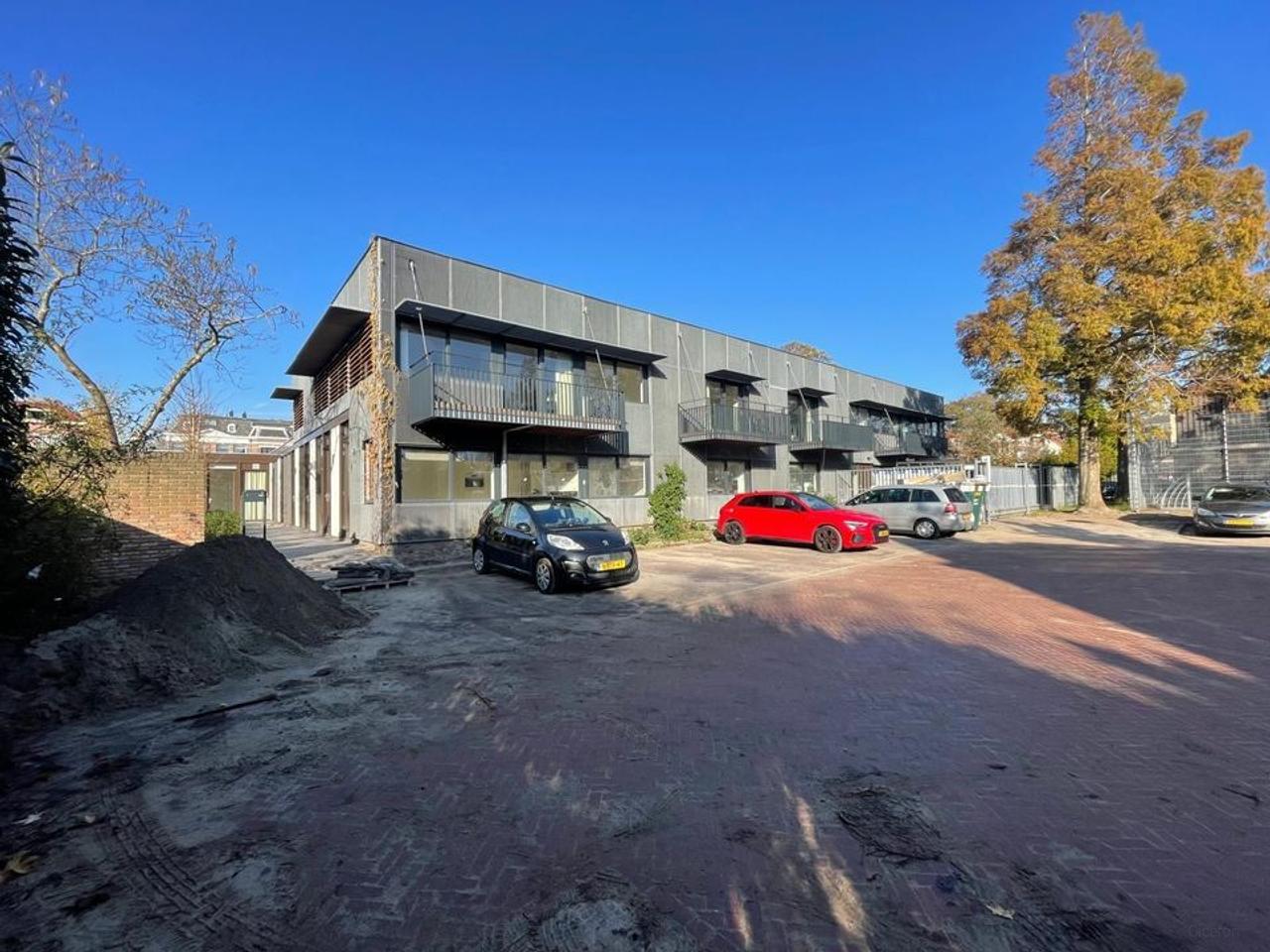 Gemeubileerd 2-kamerappartement in Centrum - Afbeelding 1