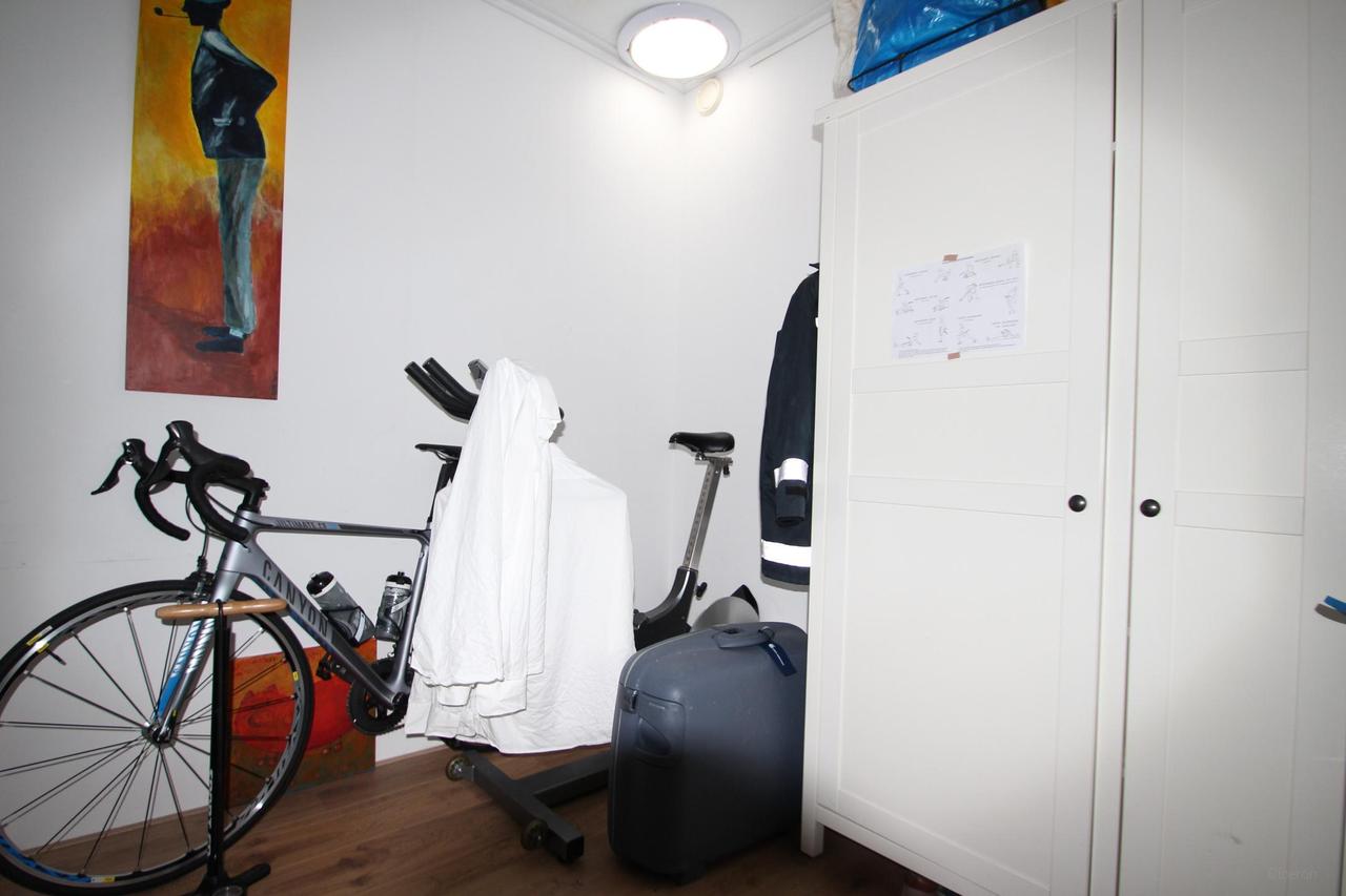 4-room apartment with roof terrace in Utrecht - Image 9