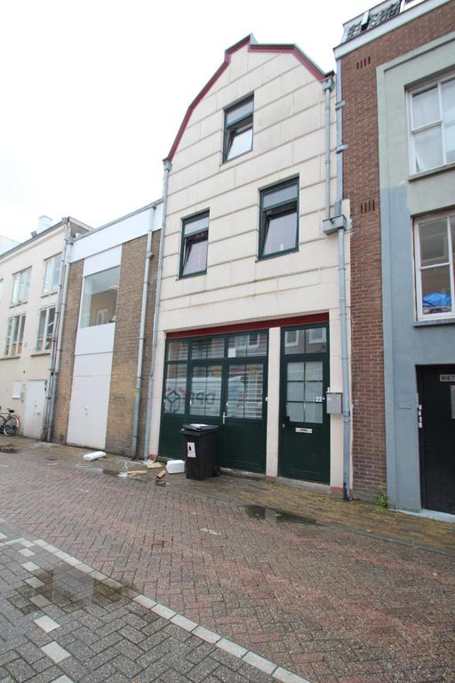 4-room apartment with roof terrace in Utrecht - Image 12