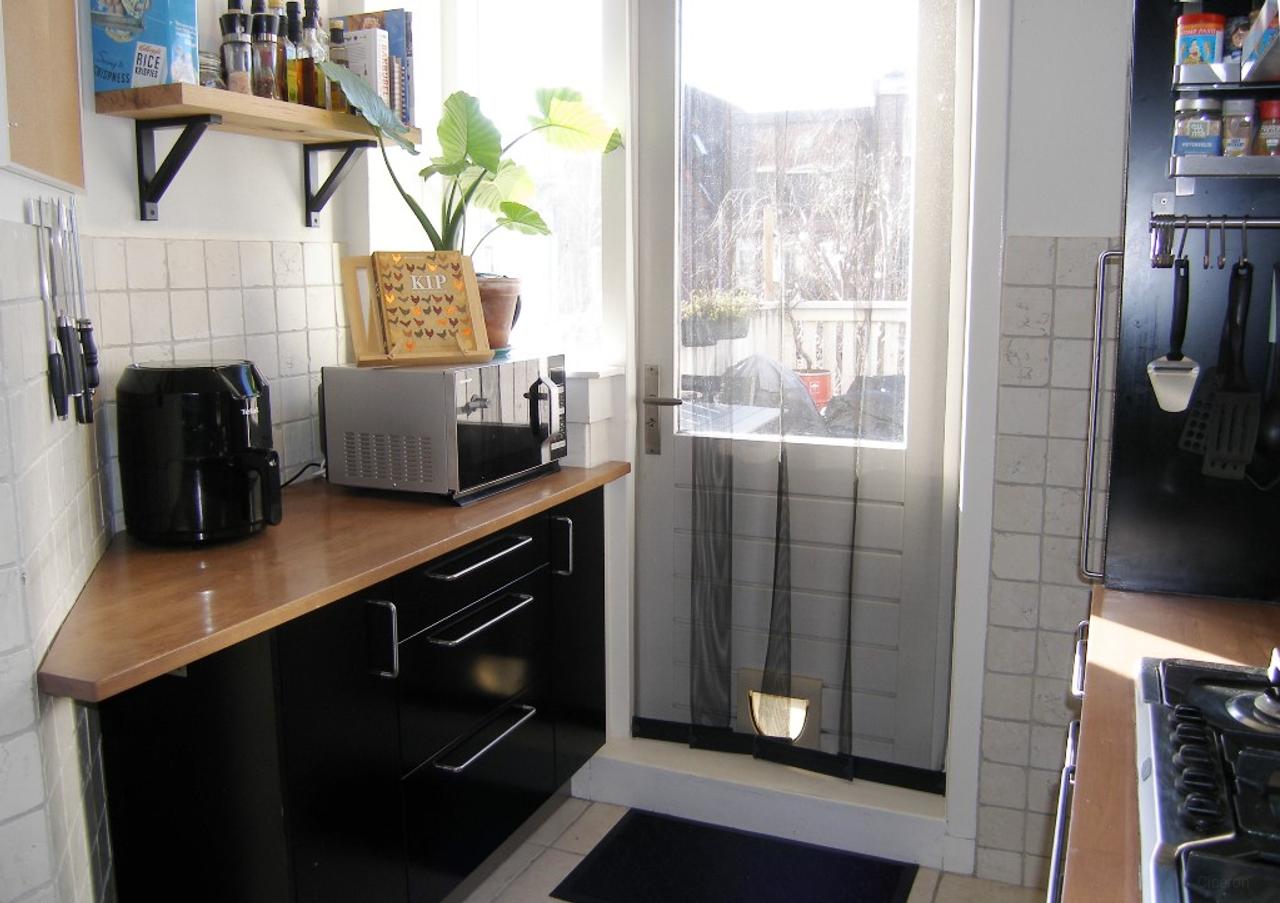 Licht appartement met terras in Zuilen - Afbeelding 10