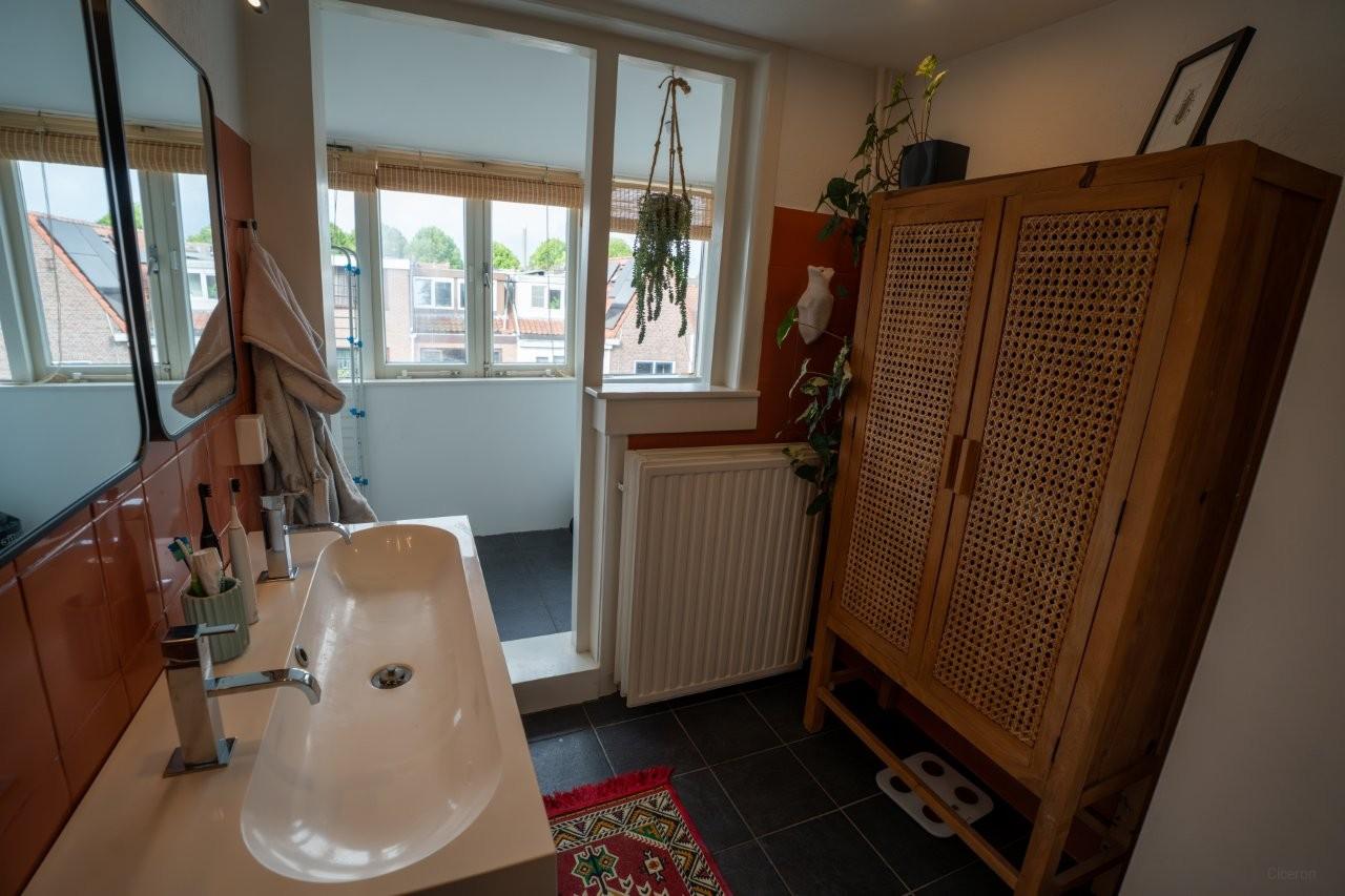Licht appartement met terras in Zuilen - Afbeelding 16