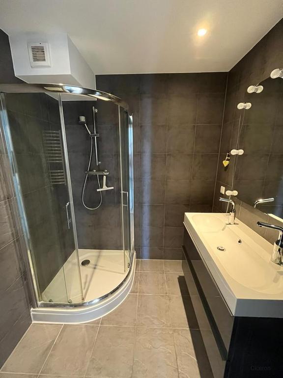78 m² appartement met twee balkons in Zuid - Afbeelding 12