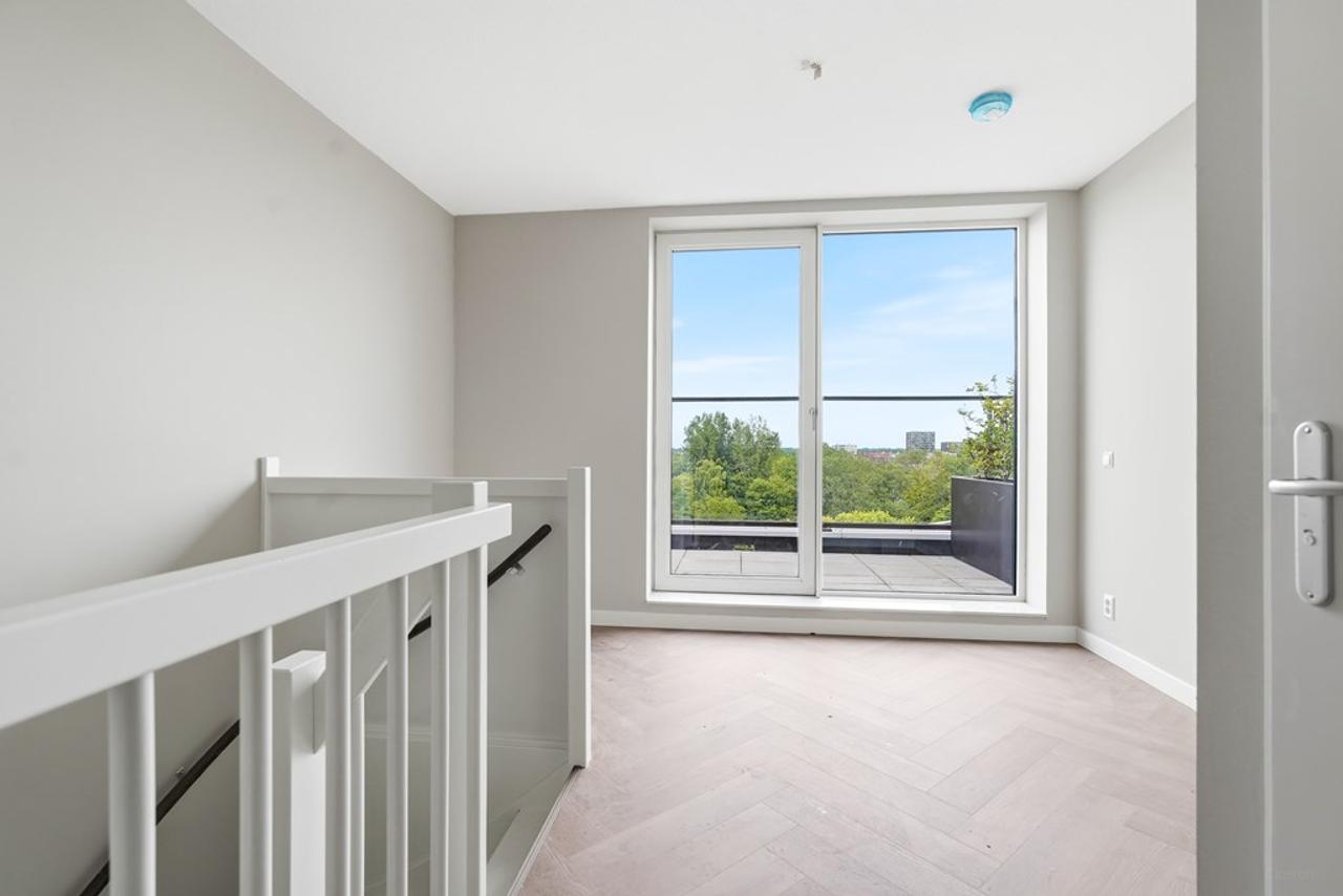 Duplex appartement met balkon in Hyde Park - Afbeelding 2
