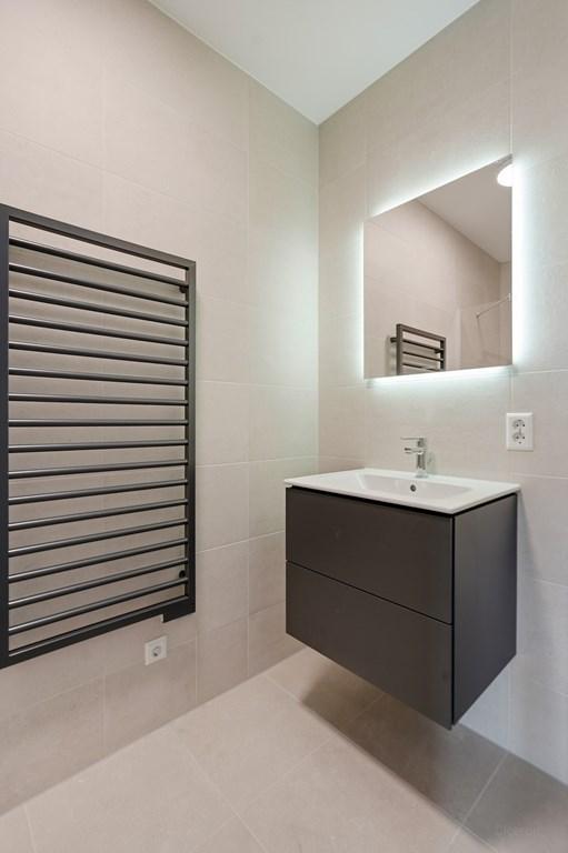 Duplex appartement met balkon in Hyde Park - Afbeelding 8