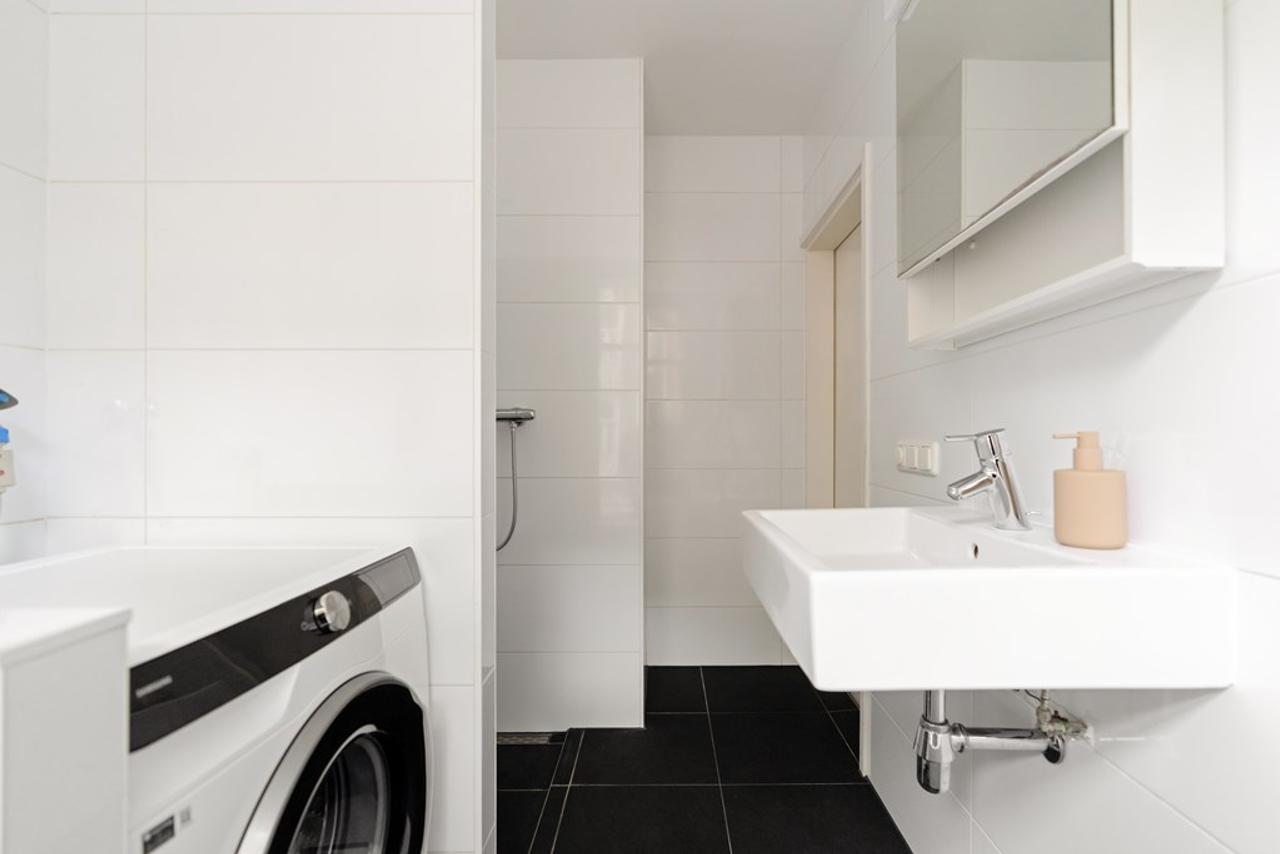 Gemeubileerd 2-kamerappartement in Oud-West - Afbeelding 16