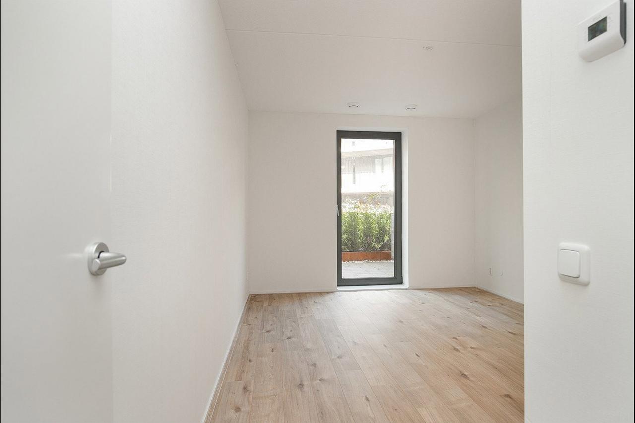 Bright 2-bedroom apartment in Leidsche Rijn - Image 14
