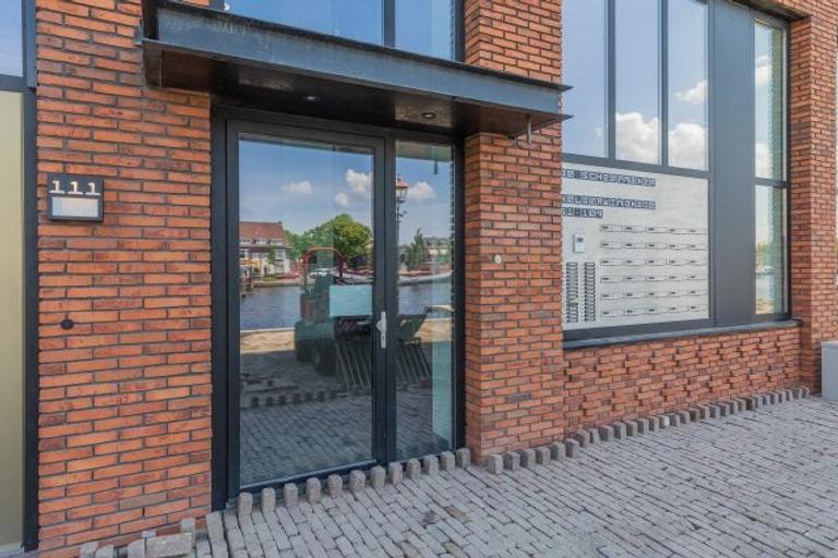 Spaarne View with Parking - Image 3