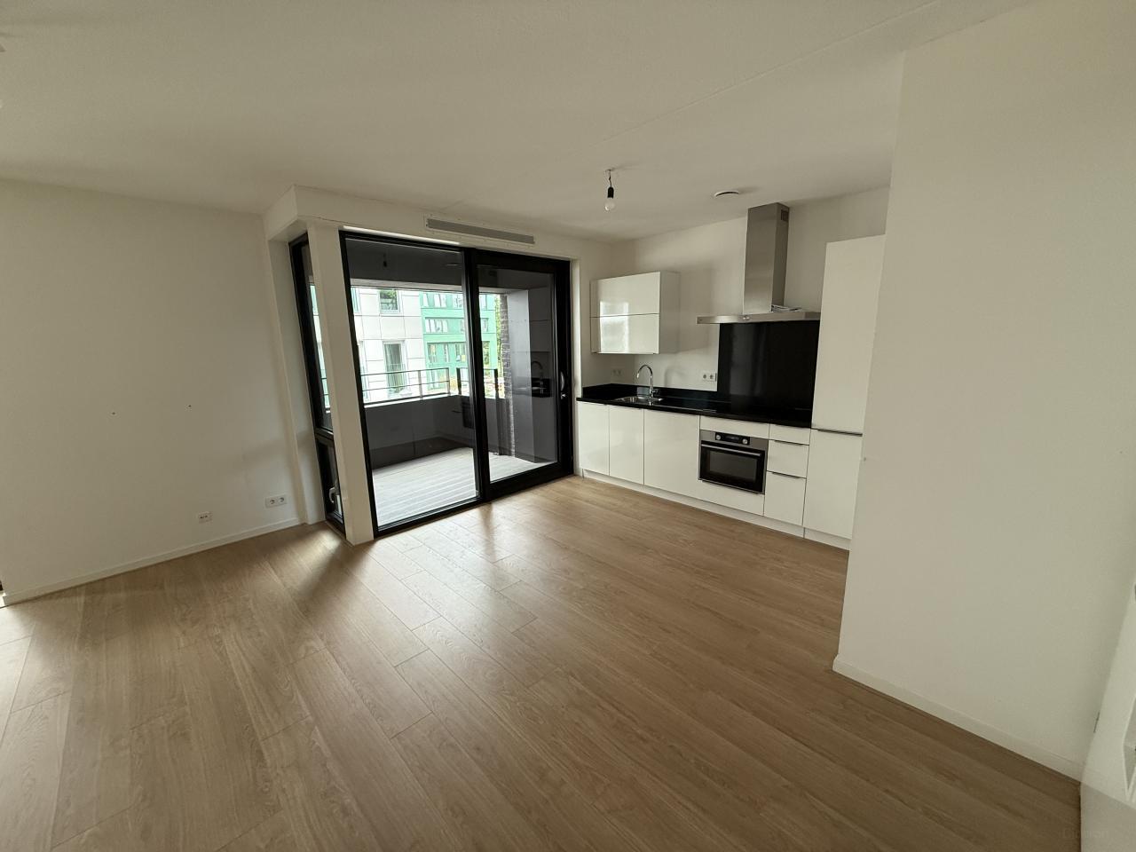 2-kamerappartement met balkon in Sloterdijk - Afbeelding 4