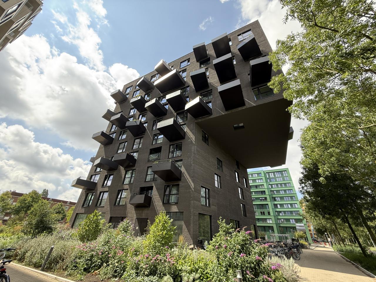 2-kamerappartement met balkon in Sloterdijk - Afbeelding 10