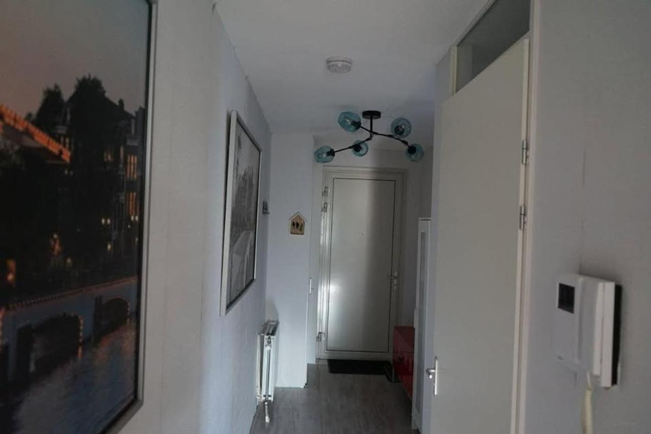Gemeubileerd 2-kamerappartement met balkon - Afbeelding 9