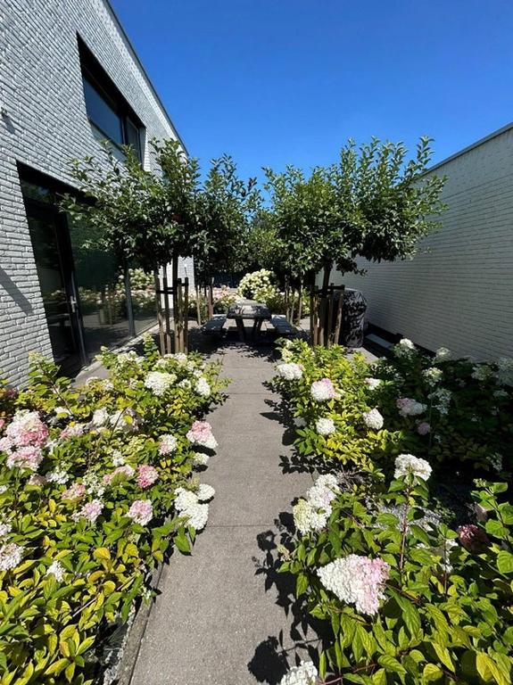 Detached Villa with Garden in Hillegersberg - Image 14