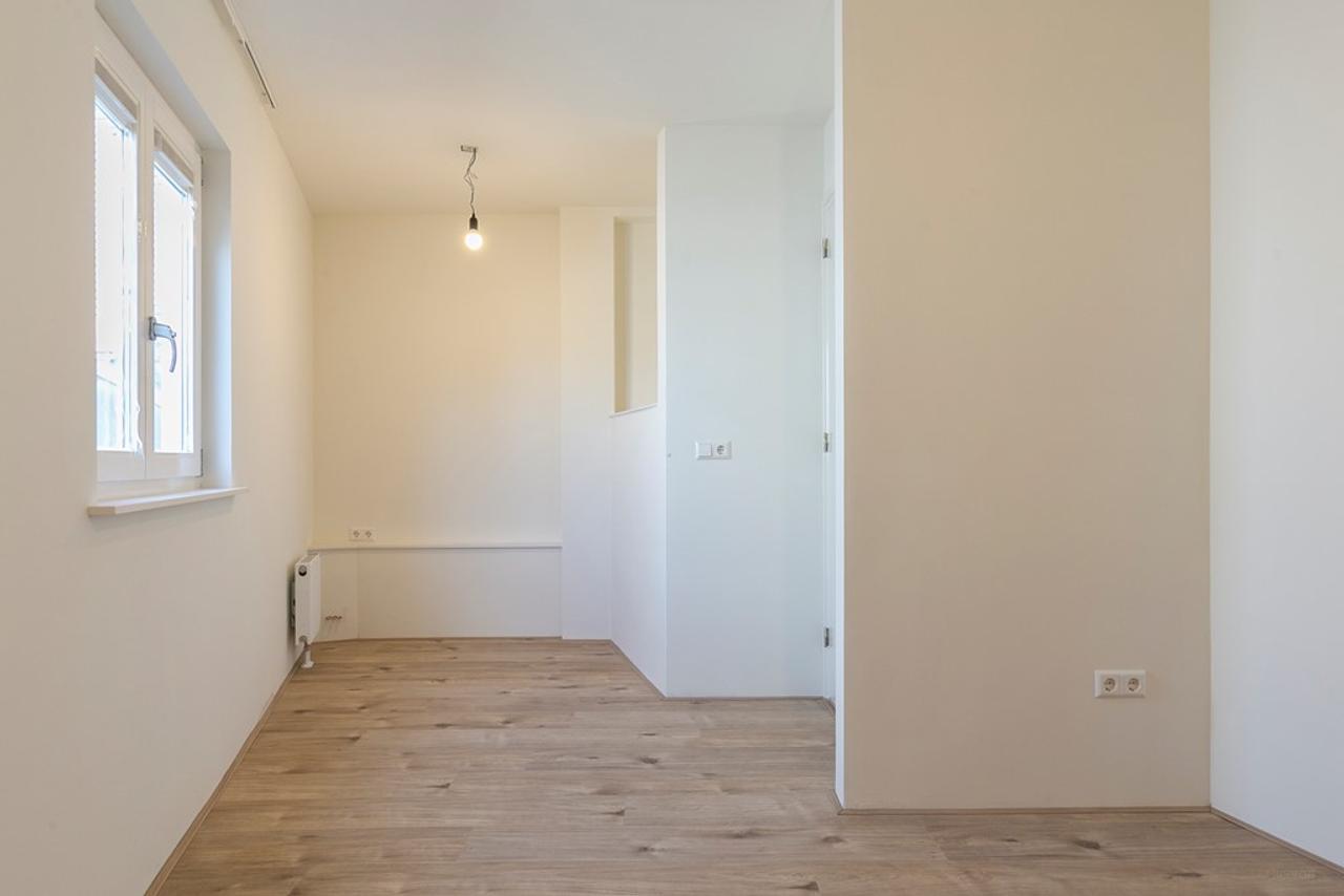 2-Bedroom Apartment with Roof Terrace in Utrecht East - Image 11