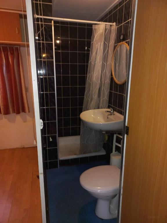 Quiet 2-bedroom chalet in Schaijk - Image 6