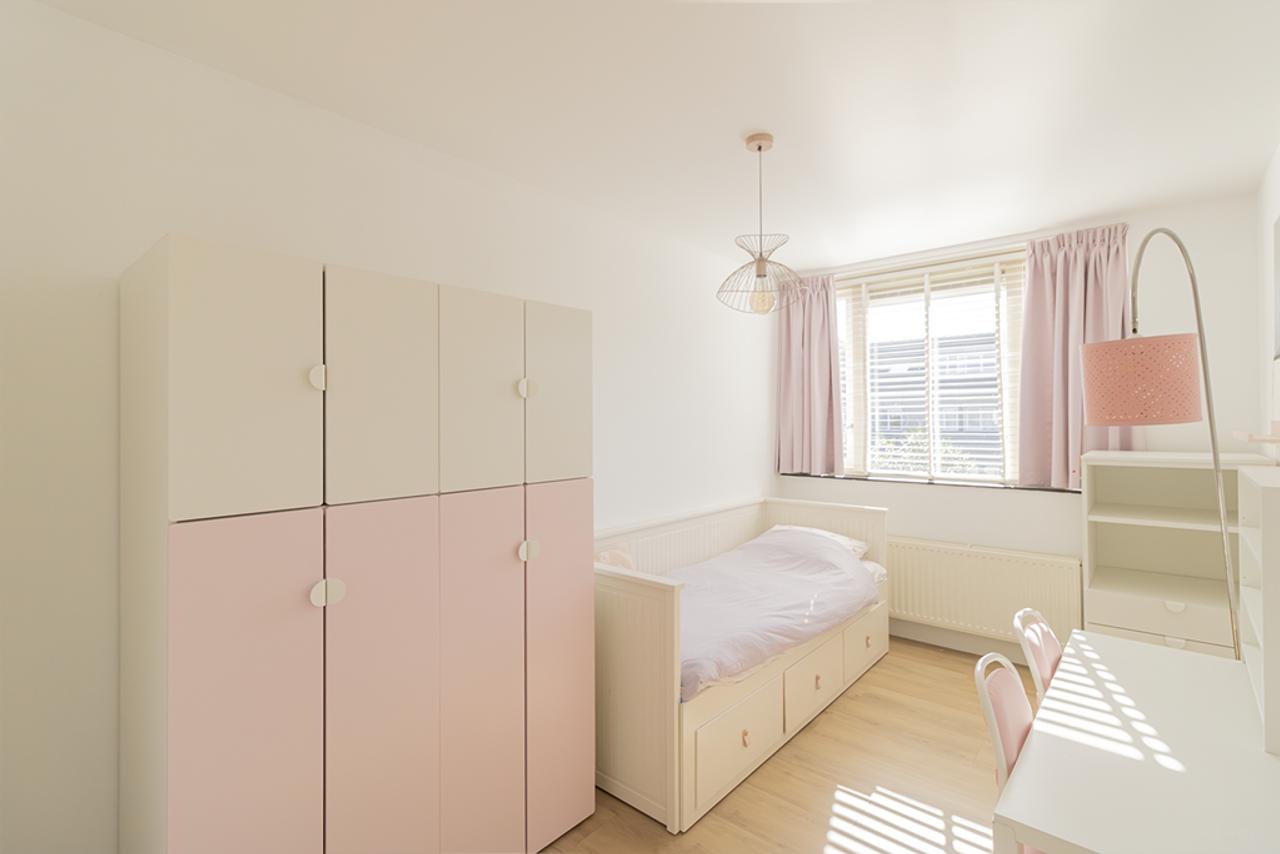 Furnished 5-Bedroom Family Home - Image 11