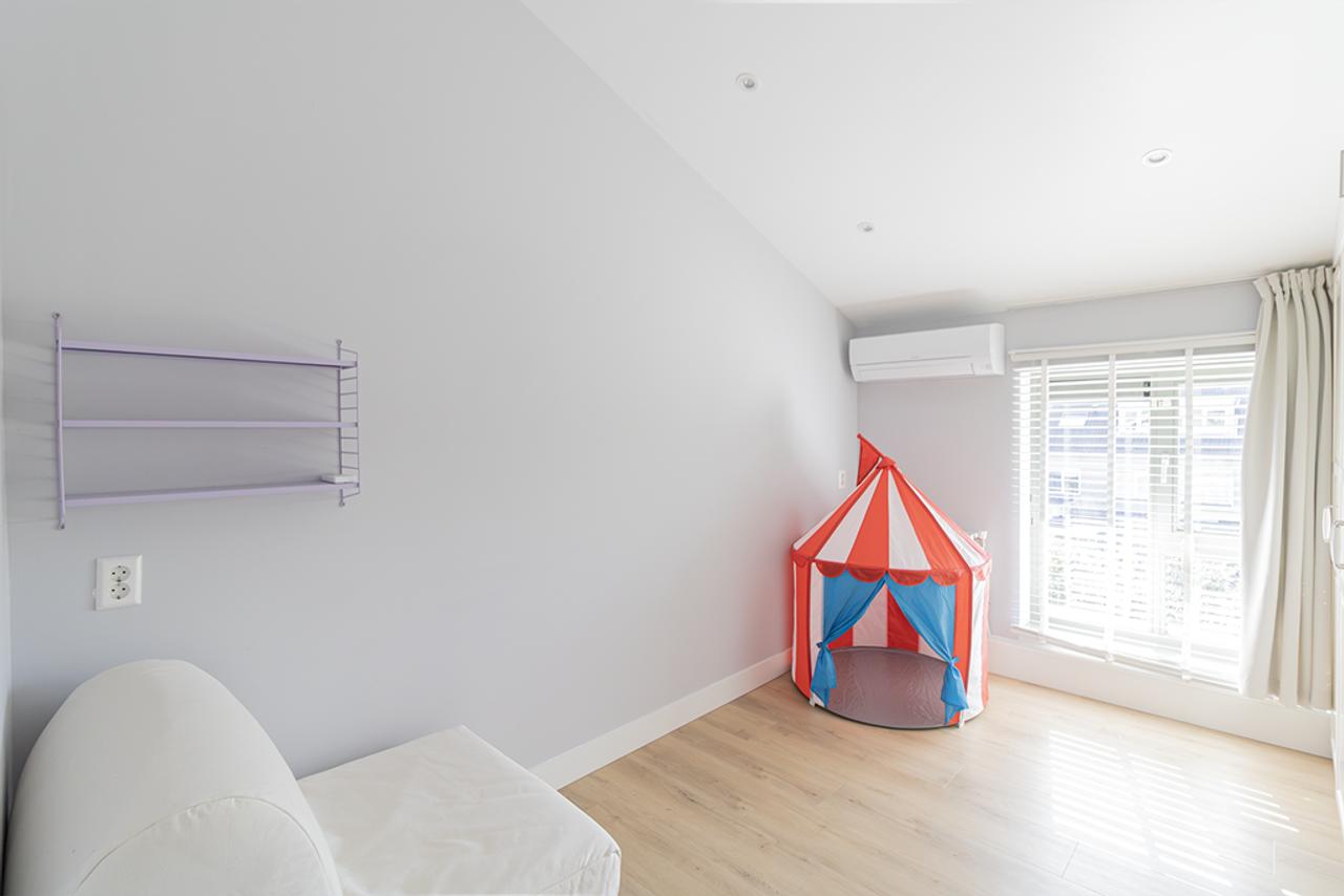 Furnished 5-Bedroom Family Home - Image 17