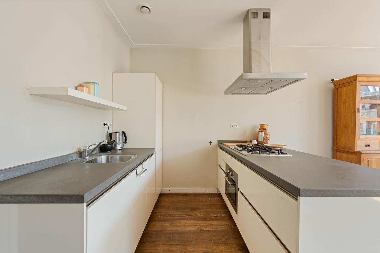 2-slaapkamerappartement met balkon in De Pijp - Afbeelding 3