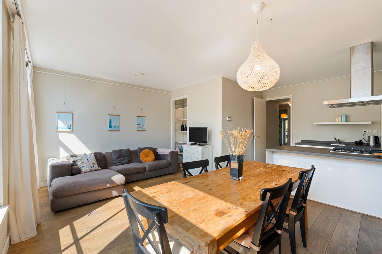 2-slaapkamerappartement met balkon in De Pijp - Afbeelding 4