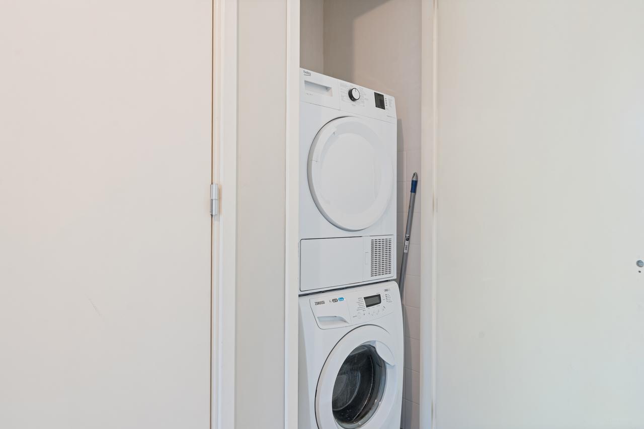 2-slaapkamerappartement met balkon in De Pijp - Afbeelding 8