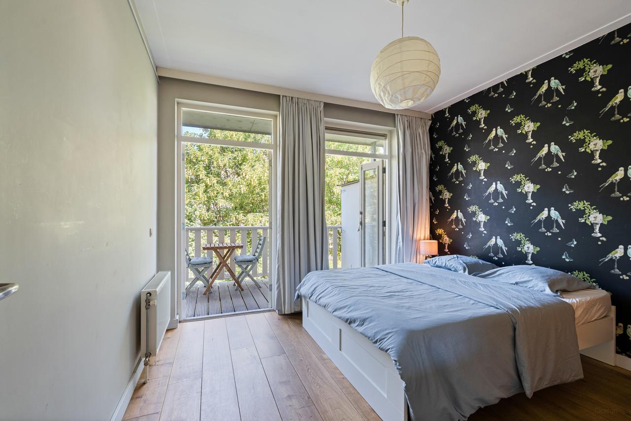 2-slaapkamerappartement met balkon in De Pijp - Afbeelding 13