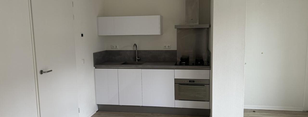 1-bedroom apartment with parking in Tilburg - Image 3