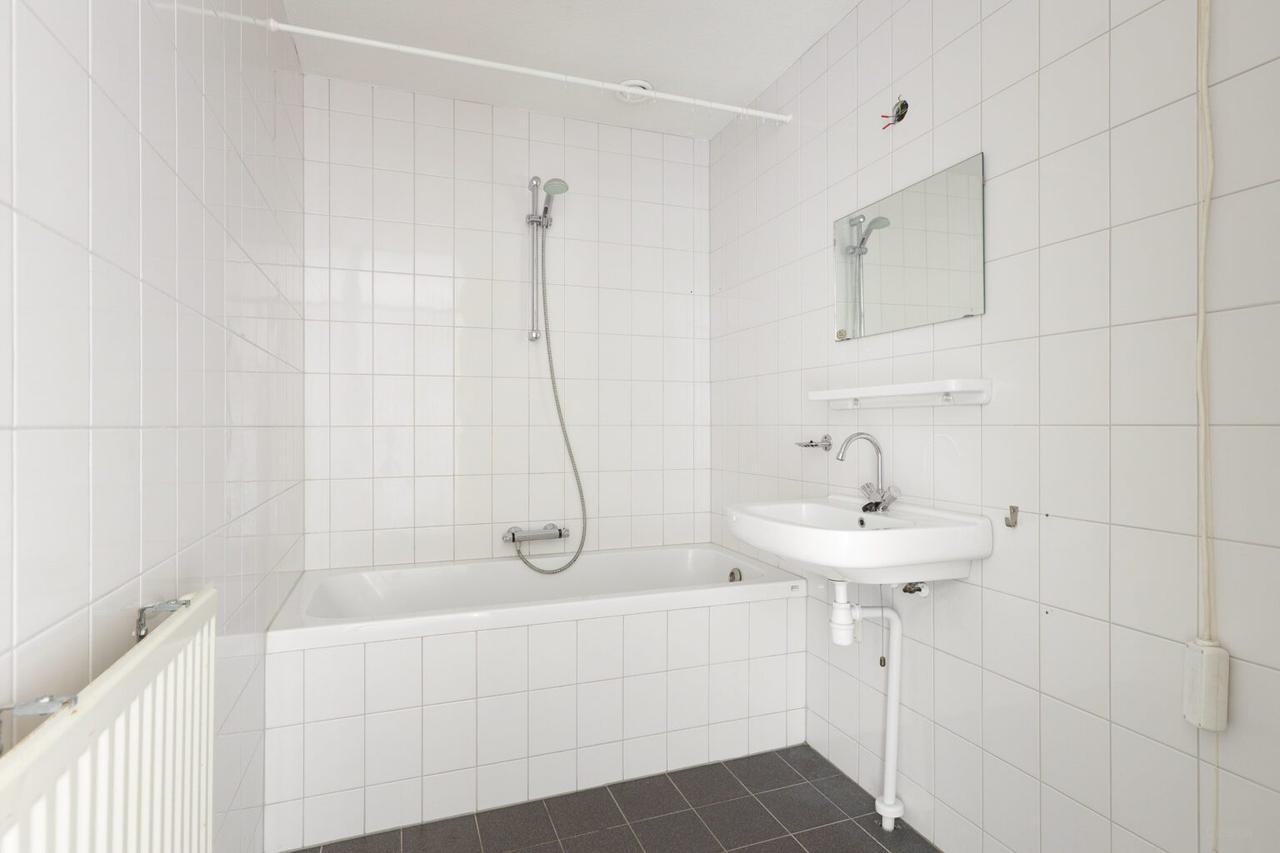 77 m² appartement met balkon in hartje Zwolle - Afbeelding 15
