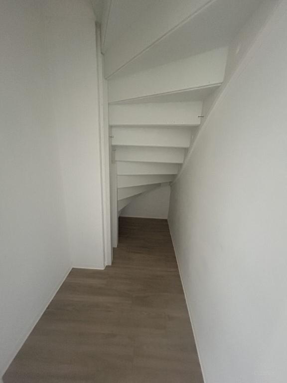 City Home with Parking in Tilburg - Image 12