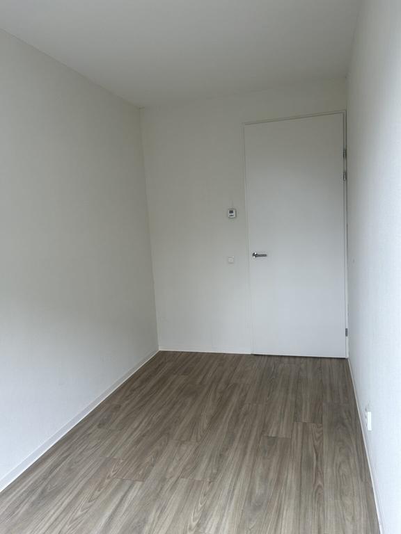 City Home with Parking in Tilburg - Image 14