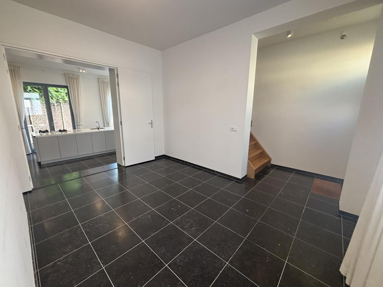 Ruime gezinswoning met tuin in Sint Pieter - Afbeelding 3