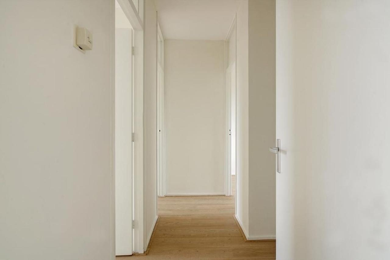 4-kamer appartement op de 14e verdieping - Afbeelding 4
