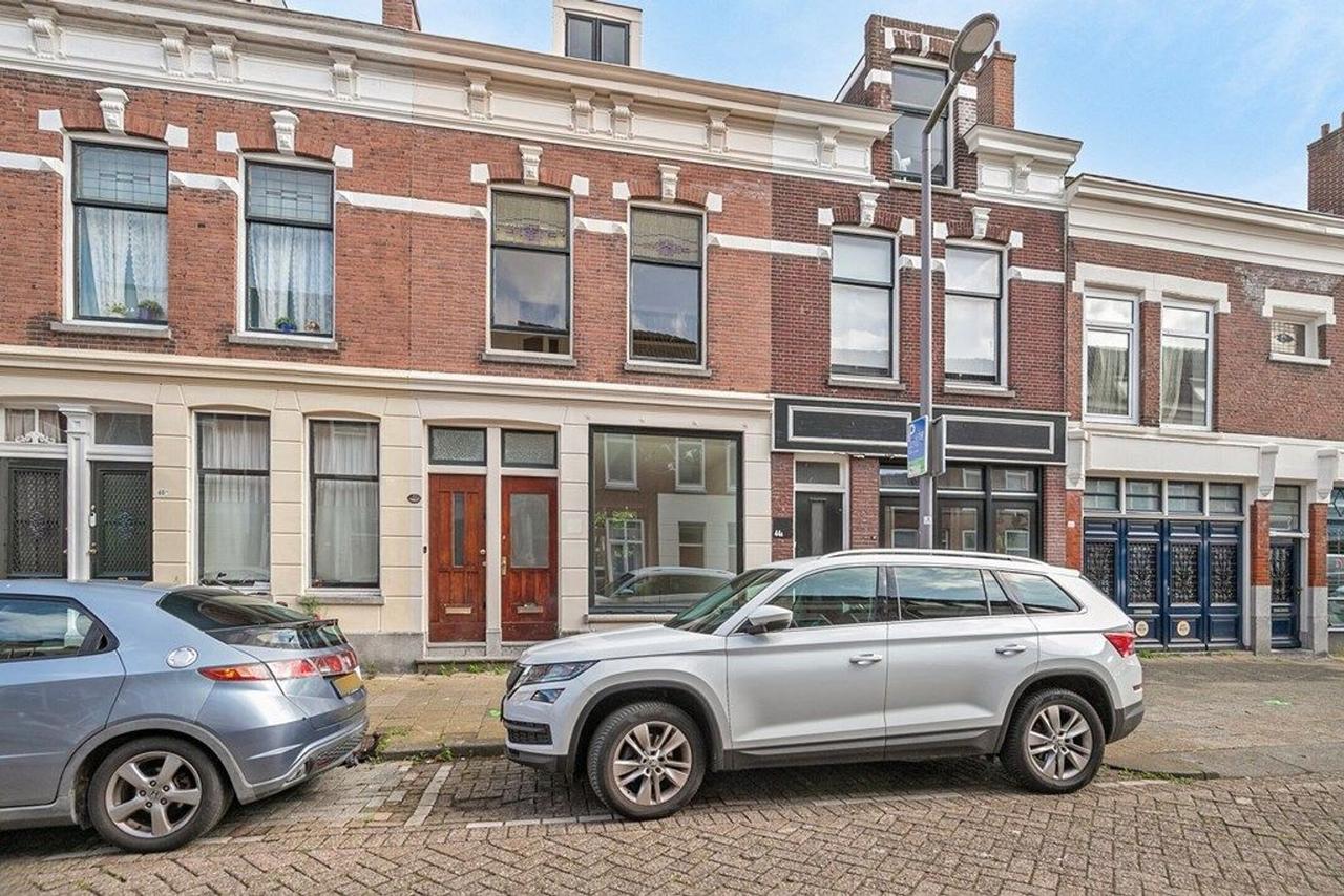 Family Home with Garden in Oude Noorden - Image 32
