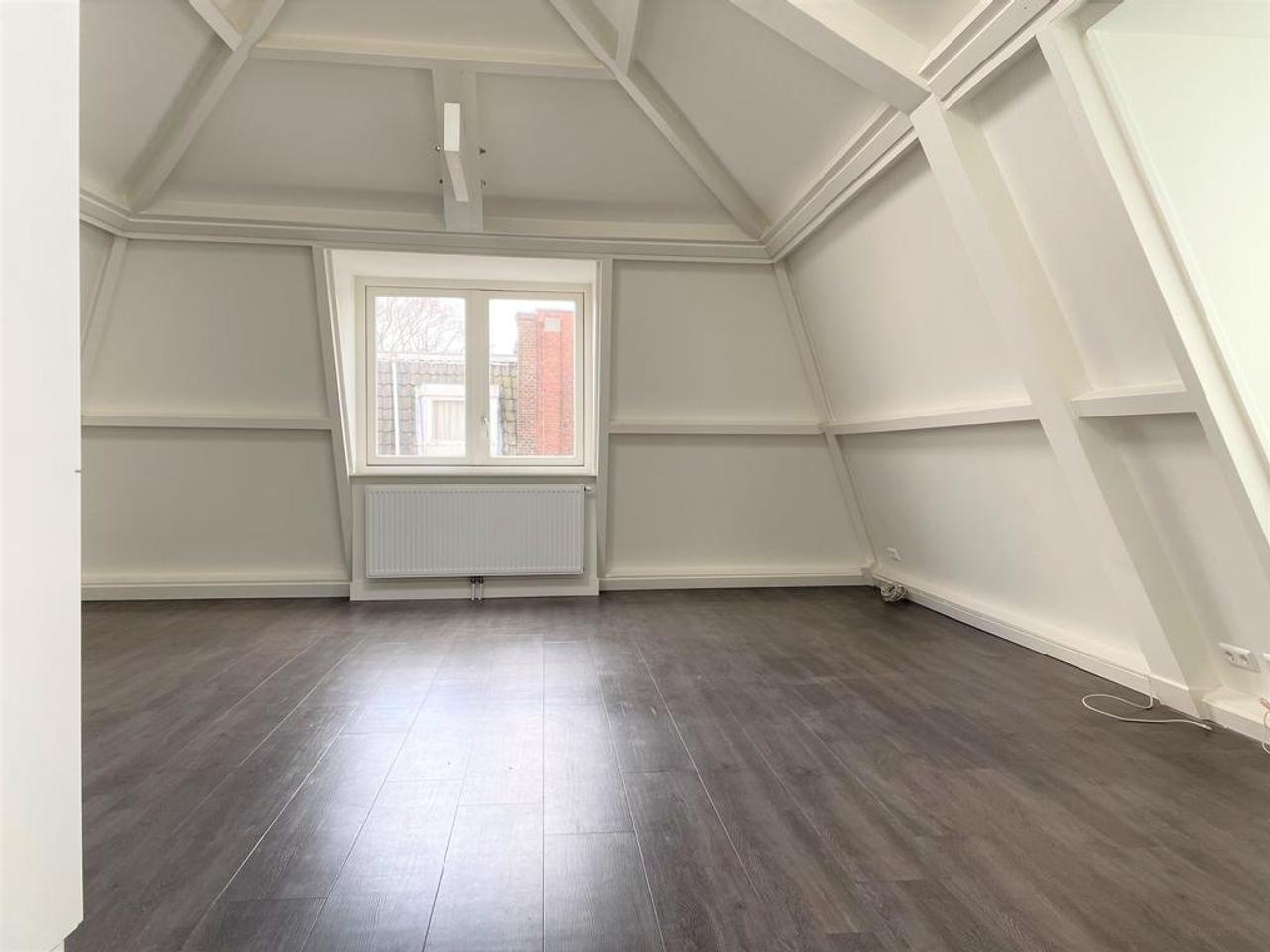 Balkon en A-label aan de Voorstraat - Afbeelding 7