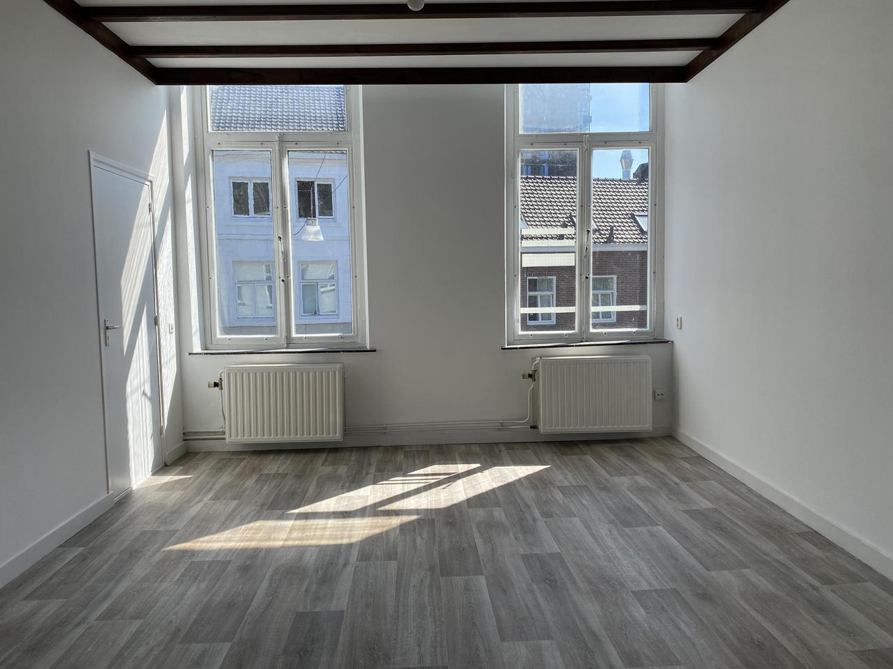 Duplex appartement van 100 m² in de binnenstad - Afbeelding 4