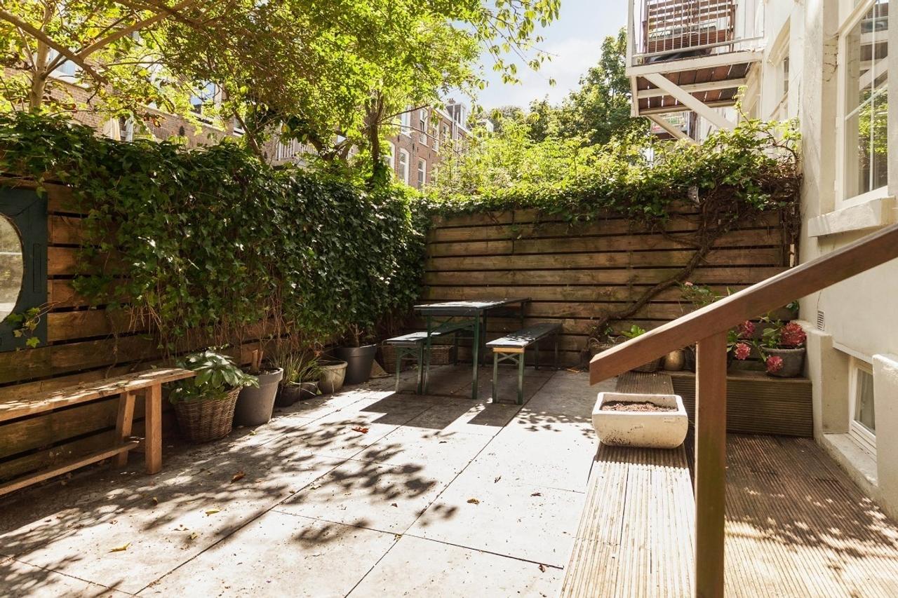 Dubbel benedenhuis met tuin bij Vondelpark - Afbeelding 2