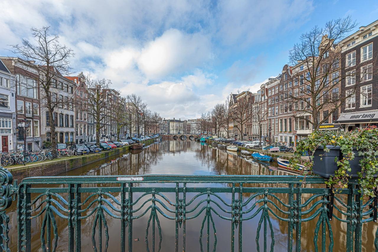 Furnished 1-bedroom apartment near Leidseplein - Image 17