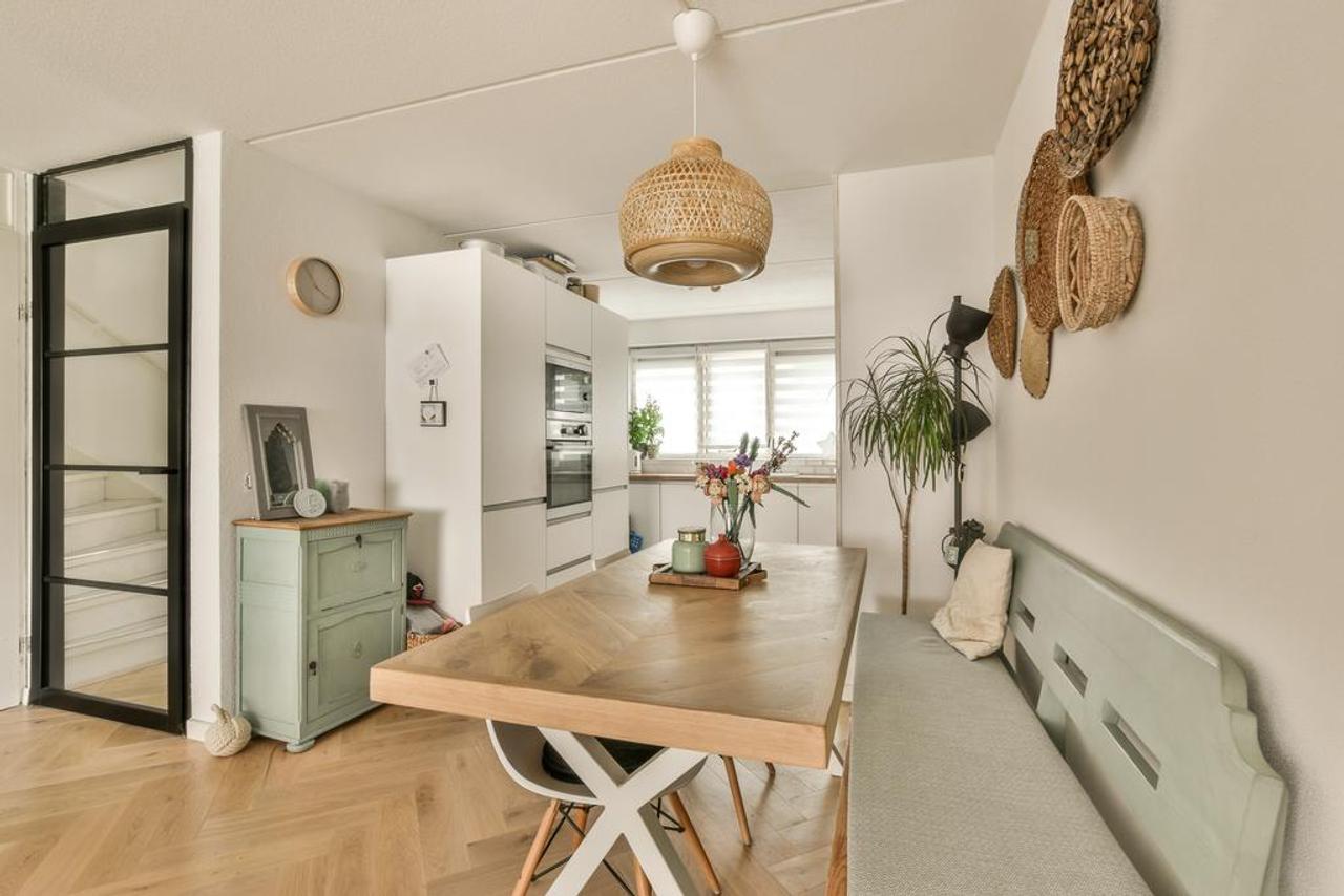 Furnished Family Home with Garden in Literatuurwijk - Image 6