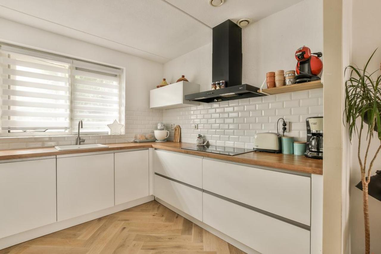 Furnished Family Home with Garden in Literatuurwijk - Image 7