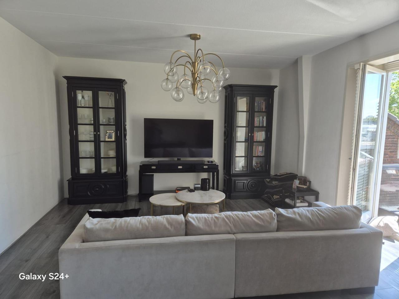 130 m² appartement met lift in Vlaardingen - Afbeelding 2