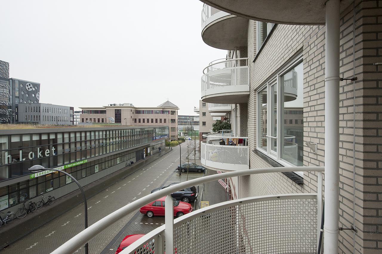 Apartment with balcony next to the station - Image 9
