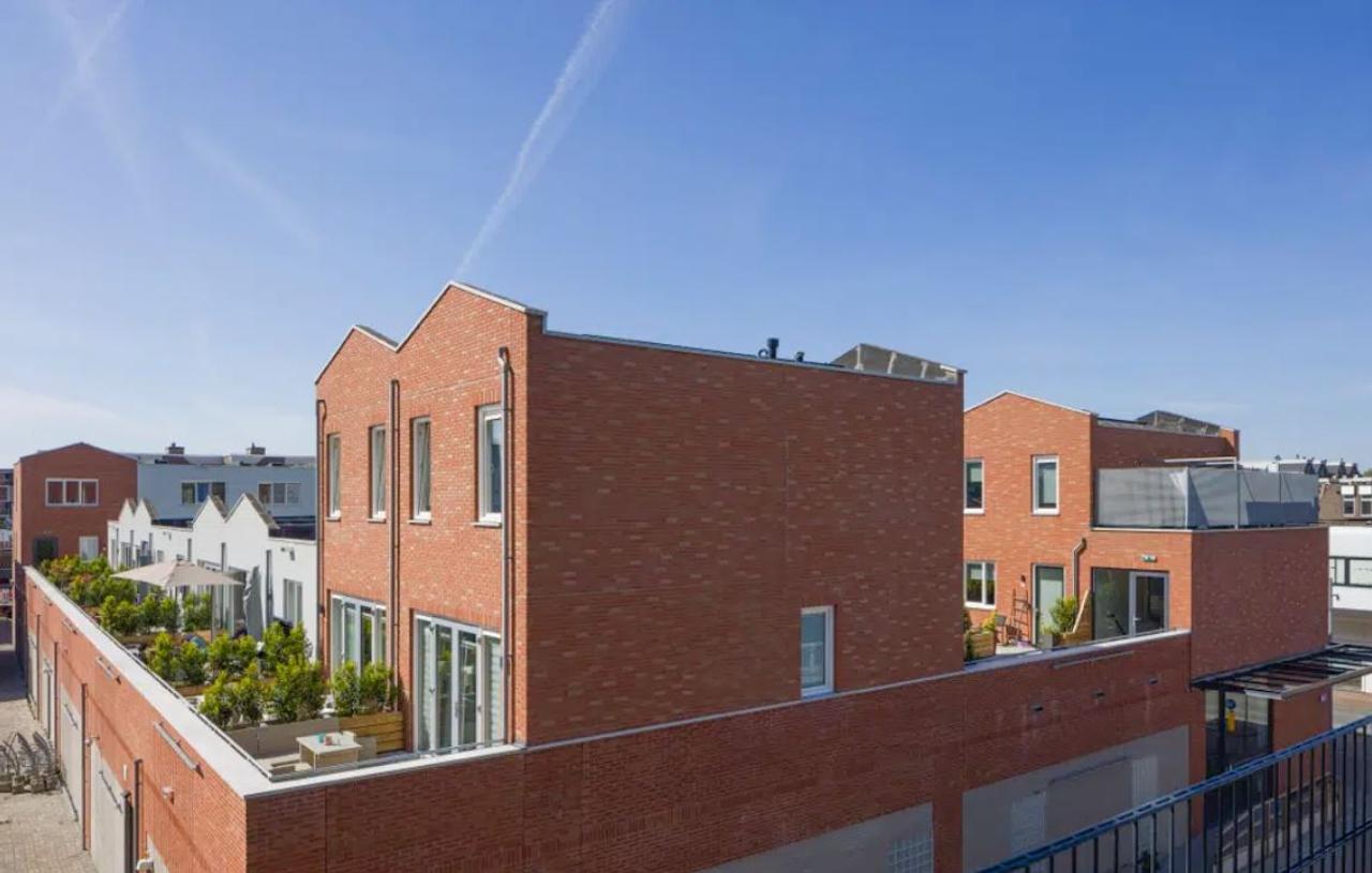 Maisonette with Terrace in Almere Haven - Image 8