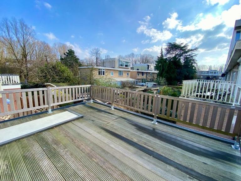 4-kamer appartement met zonnig terras - Afbeelding 2